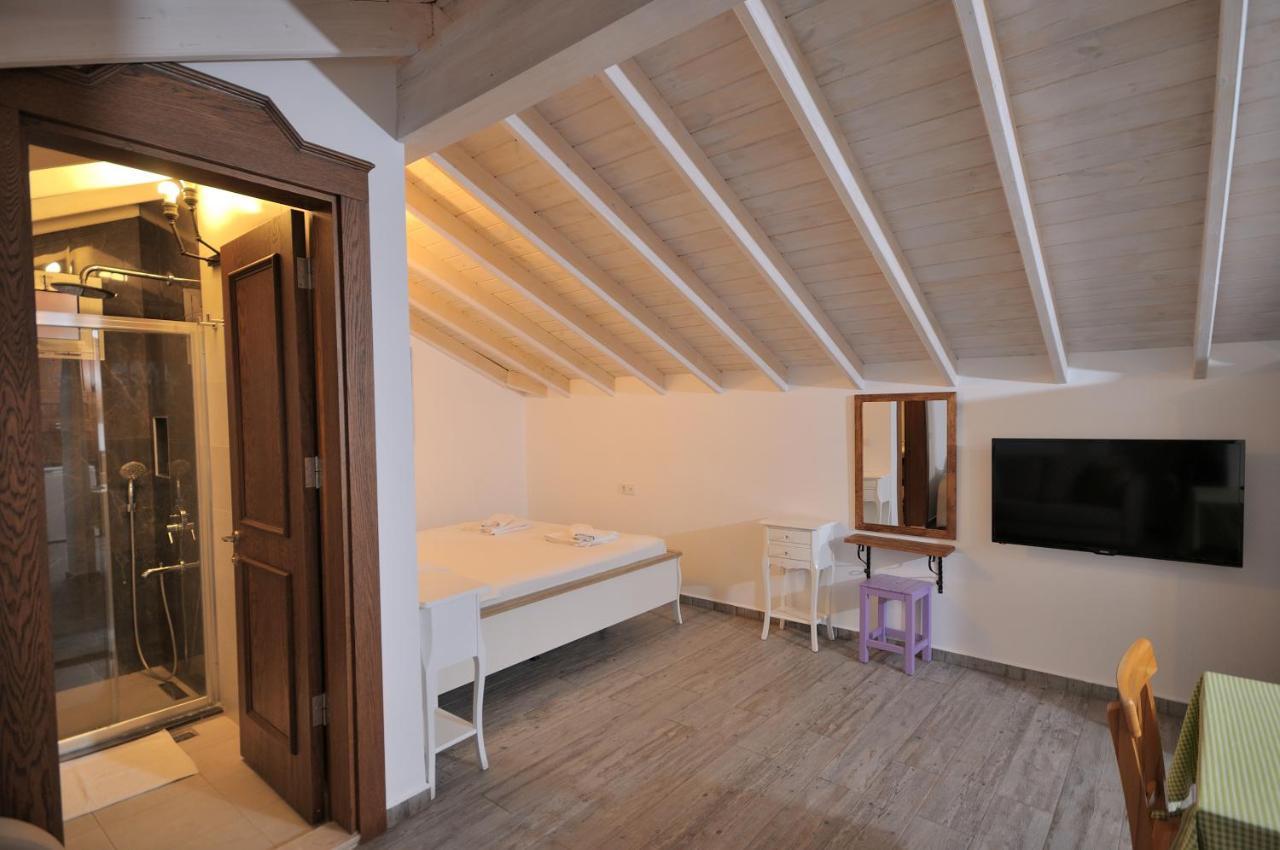 Brothers Cesme Boutique Hotel Esterno foto