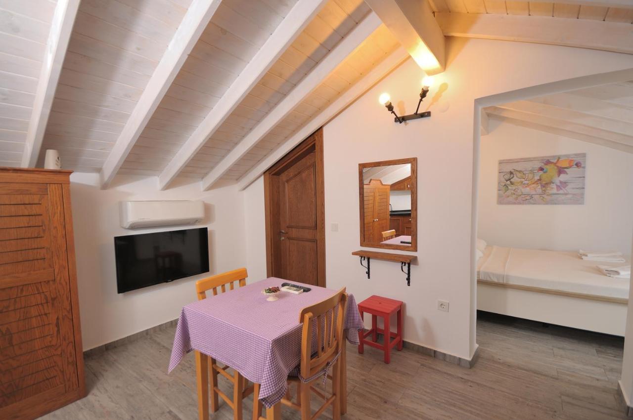 Brothers Cesme Boutique Hotel Esterno foto